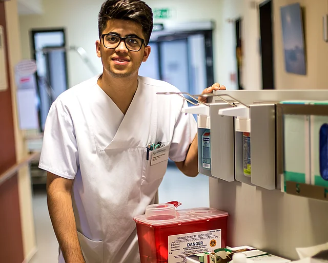 Freiwilliger im Krankenhaus